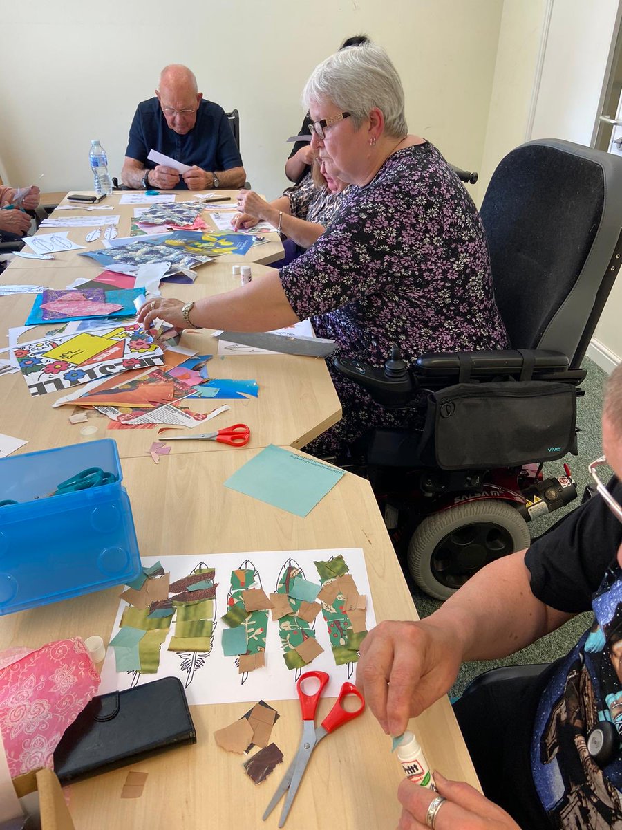 AldertonAllison's tweet photo. ⁦@NorthStarHG⁩ #aspengardens some of our lovely residents at the craft session which is delivered through #Equalarts. This session is creative writing. Bringing people together and promoting social well-being https://t.co/bzbQNCUT5t