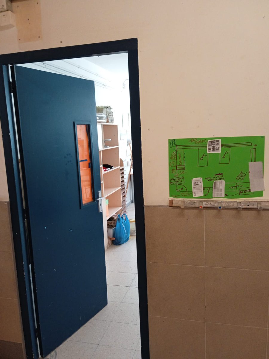 ExperimentemART's tweet photo. 🏃♀️dijous 1 a les 15h
Festa inauguració NOU #espaiartístic
@EscolaElTuroBcn
#alumnes @docents #famílies #agentsculturals
Projecte #acompanyament de llarga durada
2021-24 #ExperimentemamblART
@PladebarrisBCN @bcncultura @Bcn_NouBarris
#CaixadEines
+info
https://t.co/dysFRzSGLF https://t.co/qZjHoQnrft