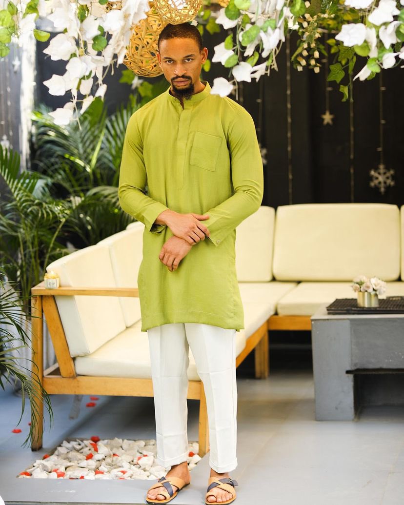 kolakuddus's tweet photo. Ready to try something new, Our men's tunic are a stylish and comfortable alternative to traditional men's clothing.
Visit our website https://t.co/54fULQWMmc
#mensfashion #tunicstyle #kolakuddus https://t.co/l017yhVzGn