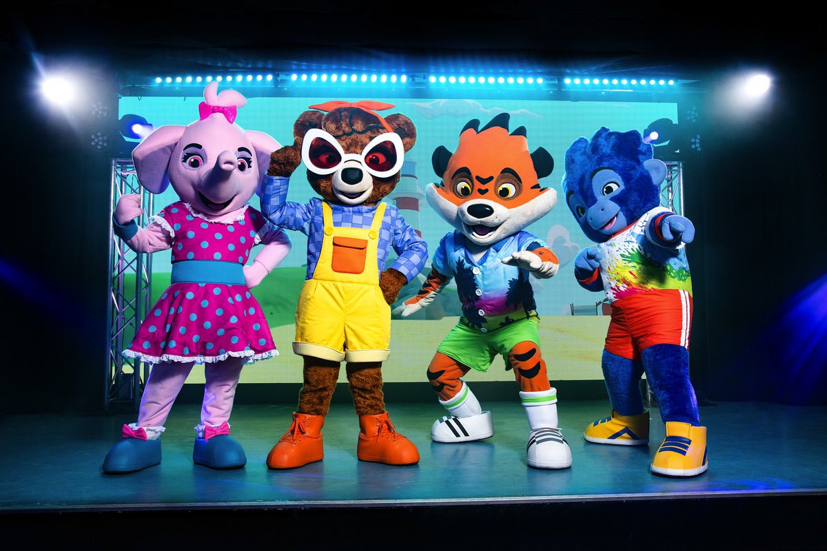 funstarsgolive's tweet image. Name a bigger downgrade