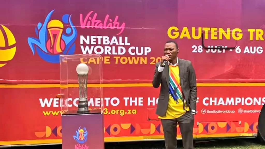 TheJoburgMayor's tweet photo. Today, I welcomed the Netball World Cup Trophy to the City of Johannesburg. It is important that the executive supports the sporting culture as it is an important catalyst to bringing unity in our communities. I am glad to see that people came out to show their support today 🙏🏾 https://t.co/AguPloEveT