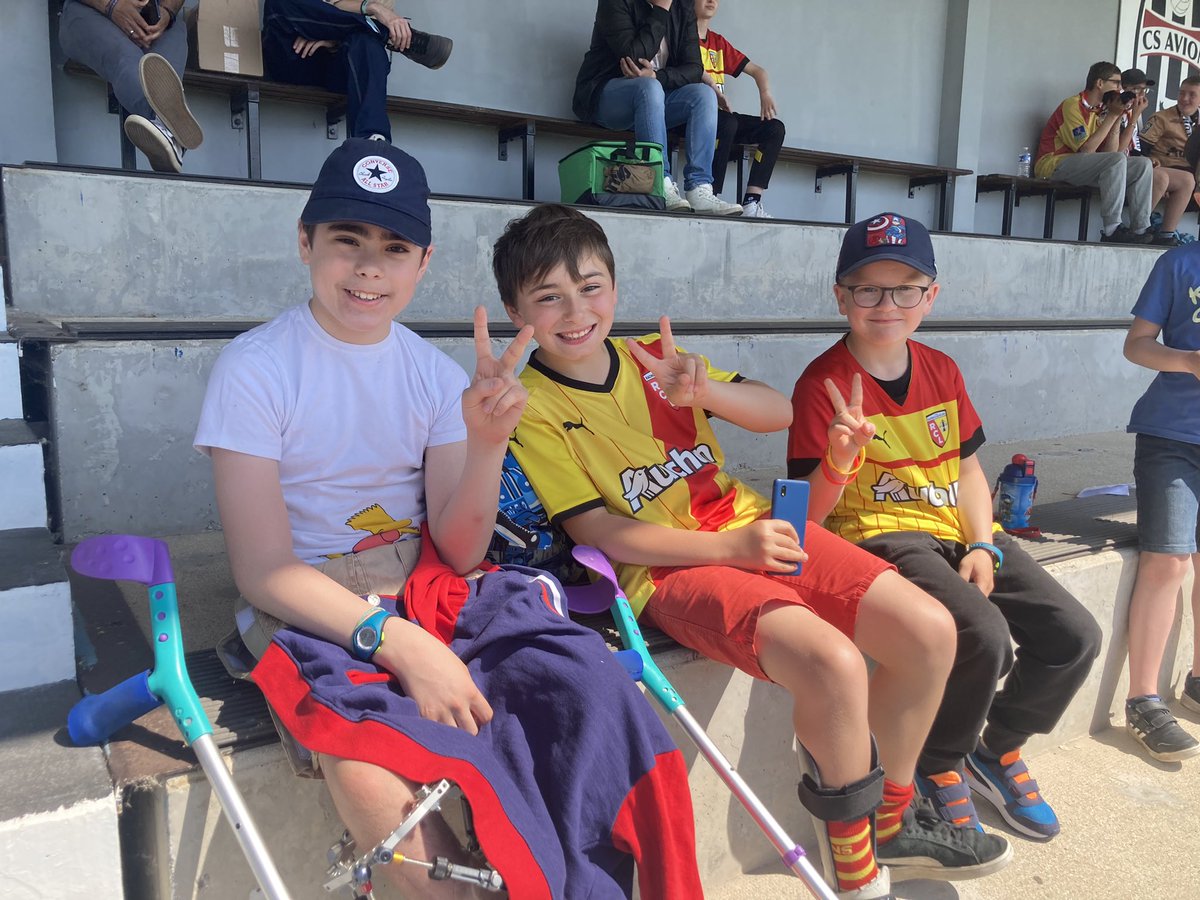 « Mercredi de la gaillette champions league » pour clôturer cette saison incroyable 🤩encore merci au <a href="/RCLens/">Racing Club de Lens</a> de cette organisation pour la saison et pour tous les sourires que vous avez procuré.😊 #RCLens #RCL #RacingCoeurdeLens #Solidarité #ChampionsLeague #NoelDesEnfants