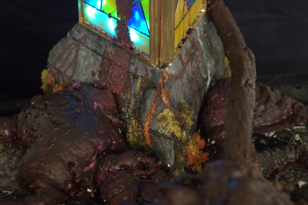 JStringster's tweet photo. The final submission pics for my final piece on my Tech Arts course, an absolutely delight to work on and make disgustingly visceral https://t.co/rD4H63YL37