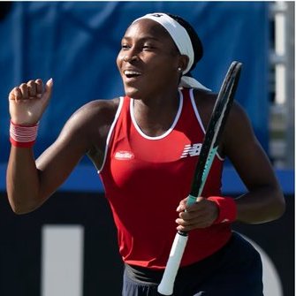 PasionBasketNBA's tweet photo. Coco Gauff, jugadora de tenis, ha dicho en una entrevista que Jimmy Butler le escribió un mensaje antes de que se jugase el Play-In para saber si quería entradas para las Finales de la NBA para verle a él

😳😳😳 https://t.co/hQUHD2oCeD