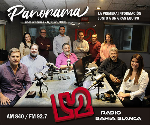 Parte del equipo matutino de <a href="/Radio_lu2/">LU2 Radio Bahía Blanca</a>. ¡Hoy estamos de festejo! La 📻 cumple 93 años.
