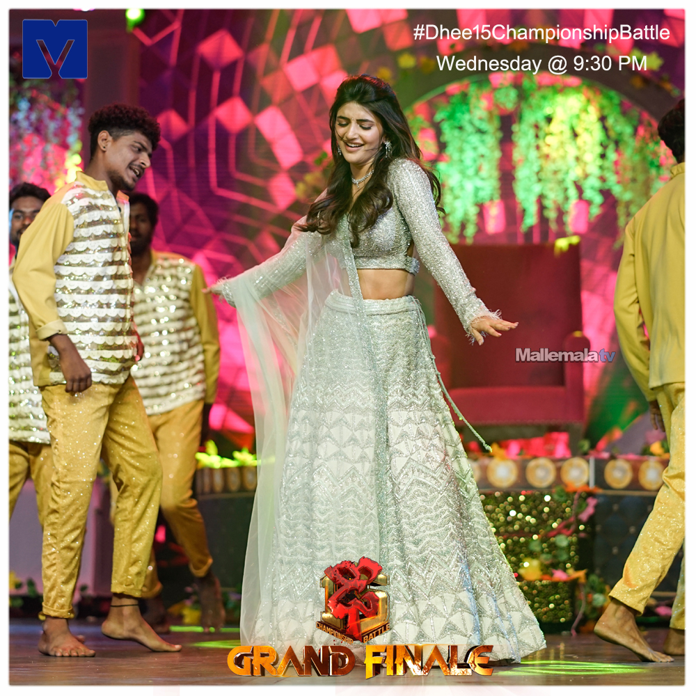 mallemalatv's tweet photo. #SreeLeela #Dhee15ChampionshipBattle #Dhee15 #DheeGrandFinale #GrandFinale #dhee15finals https://t.co/WJckh0YgvZ