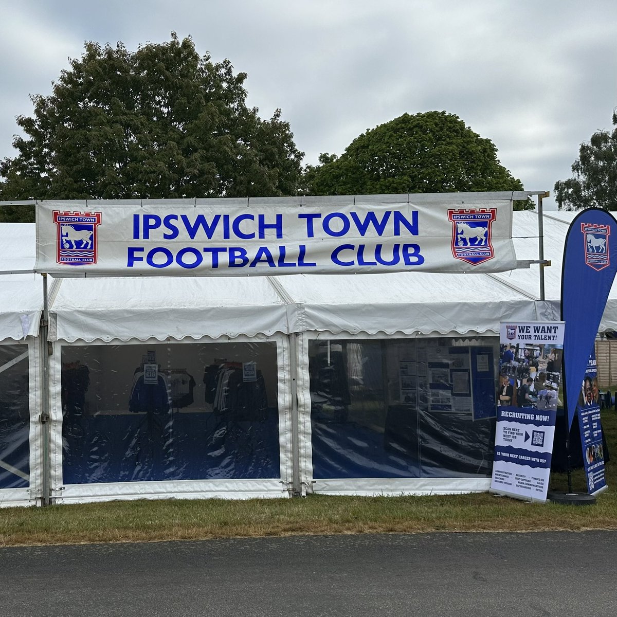 All set at the Suffolk Show! 🔵⚪️

#itfc