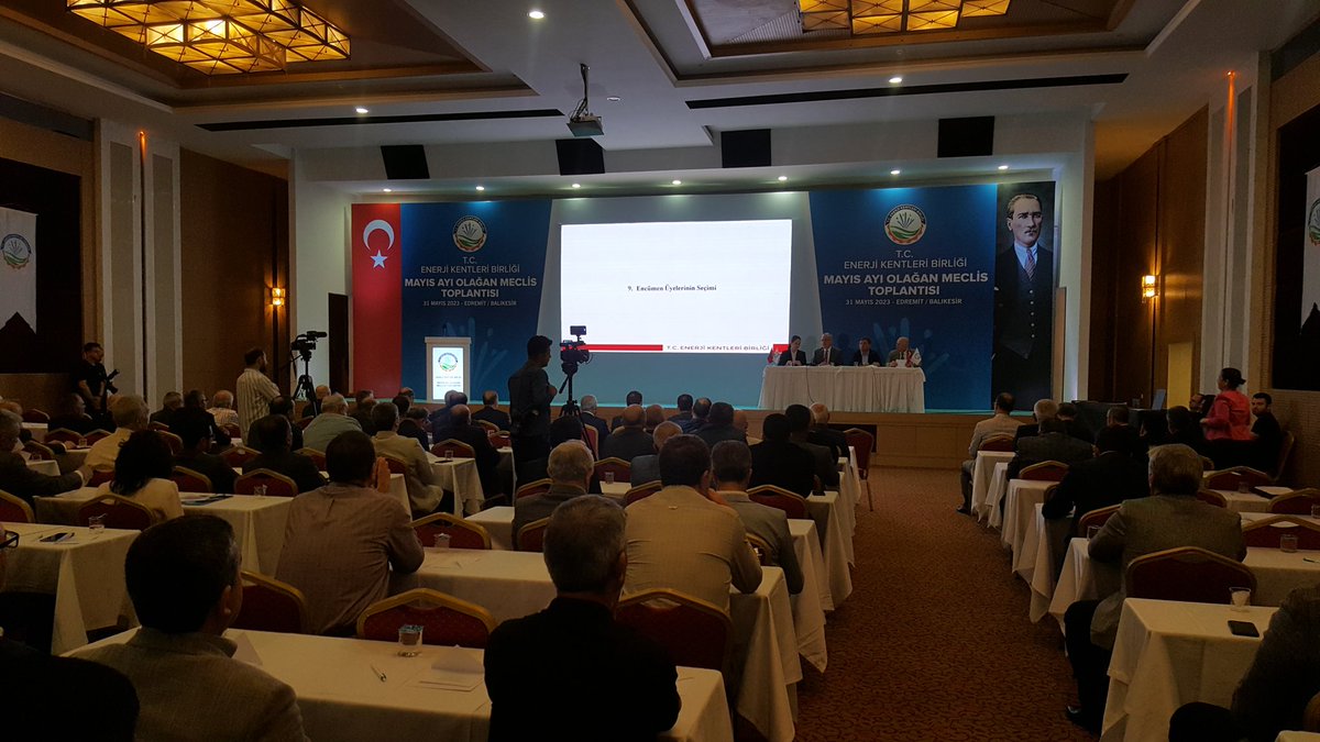 BilgiEKB's tweet image. 2023 Yılı Mayıs Ayı Olağan Meclis Toplantısı gerçekleştirildi. 
Balıkesir Büyükşehir Belediyesinin ev sahipliğinde ötürü teşekkür ederiz.

@balikesirbld @sindirgibel @Ekremyavas10