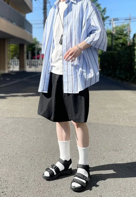 【グローバルワーク】値下げで4290円→2574円ってマジ!?エアマックスみたいな履き心地の「楽ちんサンダル」コスパ最強すぎるよ!   グローバルワークの「らくエアサンダル」がお気に入り!ふわふわで快適な履き心地なんです履くだけで旬なスタイリングになりますよ◎
