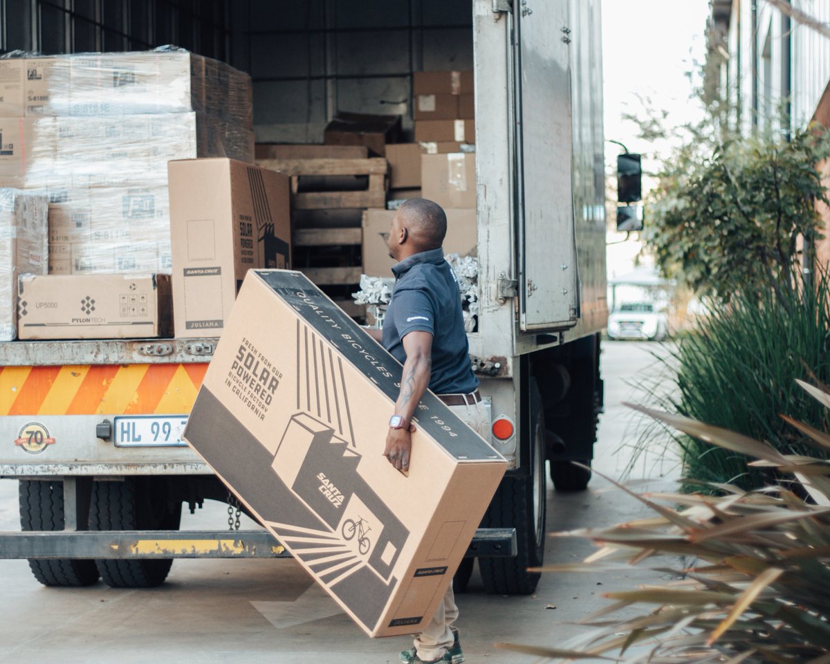 Whether it's CycloPlus spares headed for Kuruman in the Northern Cape or #NoBudget @santacruzbikes and @cervelo machines - our warehousing and logistics Manager Mpho Nxumalo has it dialled 📦🚚

Thank you Mpho for your dedication and attention to detail 👊

#WeRide