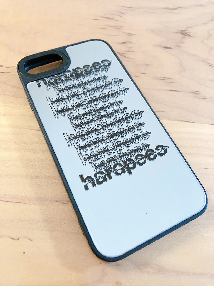 Maaako17_10's tweet photo. Mirror Phone Case届きました😆✨
harapecoのロゴがカッコいい💕
ミラーも輝いていて、ずっと使ってるスマホが新品になった気分です😂w

フォンタブストラップを付けて、いぶなー感増せて嬉しい🥰
大切に使いたいと思います🎶

#harapeco
#Eveくん
#MirrorPhoneCase https://t.co/CfDzRbRQ2k