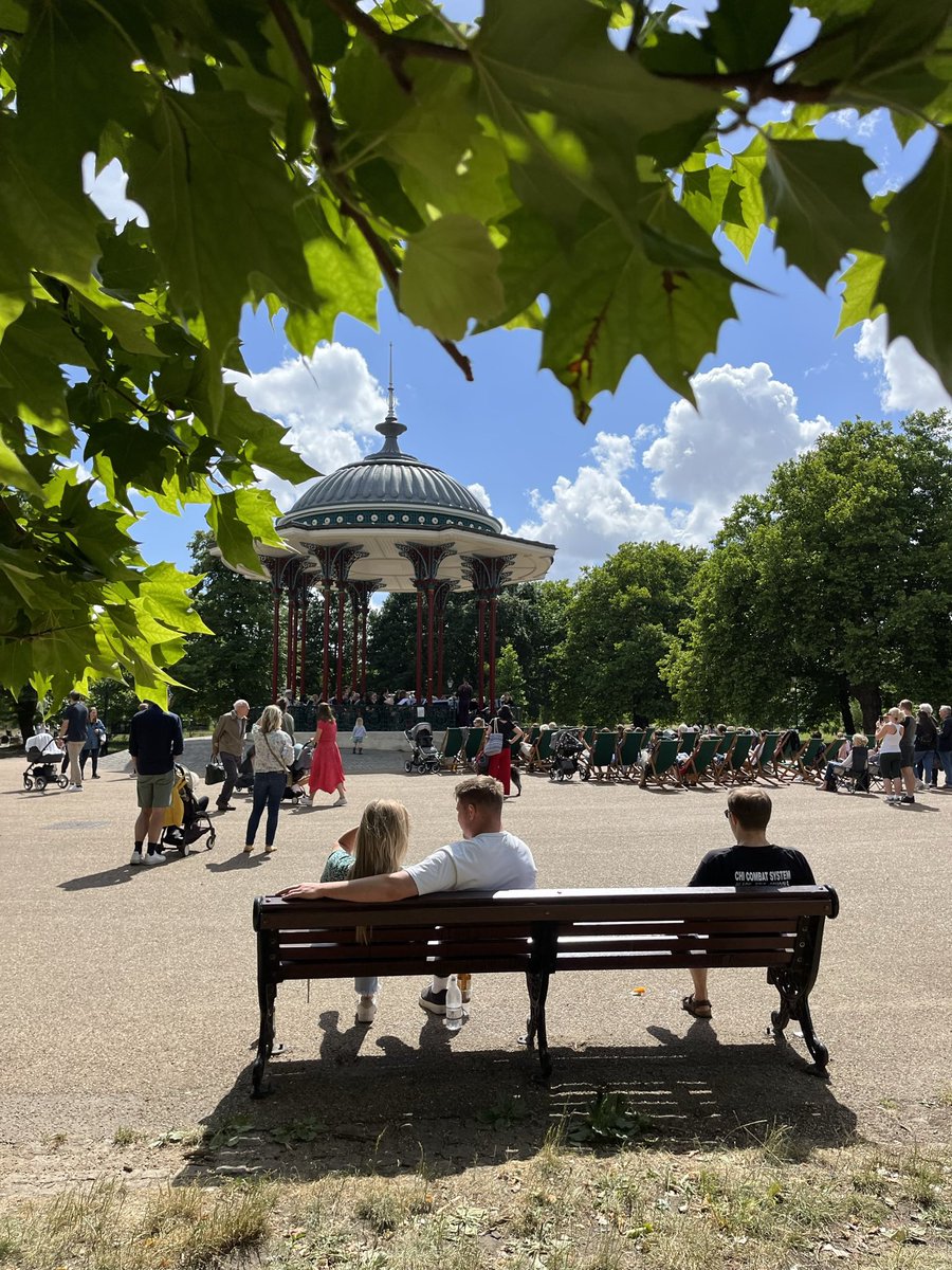 JUST ANNOUNCED: the programme of summer concerts on the #ClaphamCommon Bandstand starts on June 10th. Every weekend until the end of July.

All welcome. Free for all. Something for everyone.

More info - 
claphamcommon.info/summer-concert…