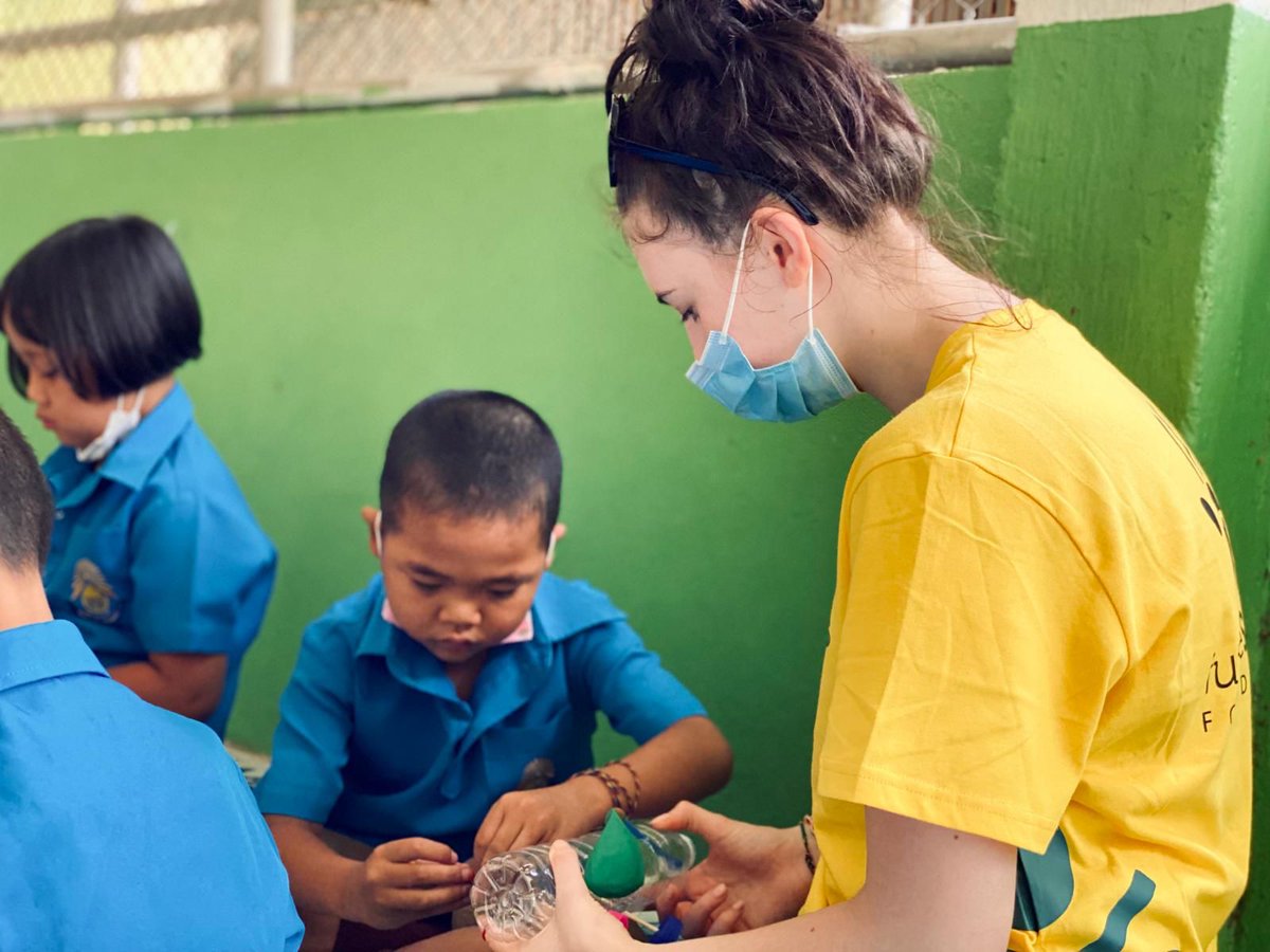 R6newsandviews's tweet photo. #challengesabroad #challengesabroadthailand 🇹🇭 https://t.co/1CfG5QVKaO