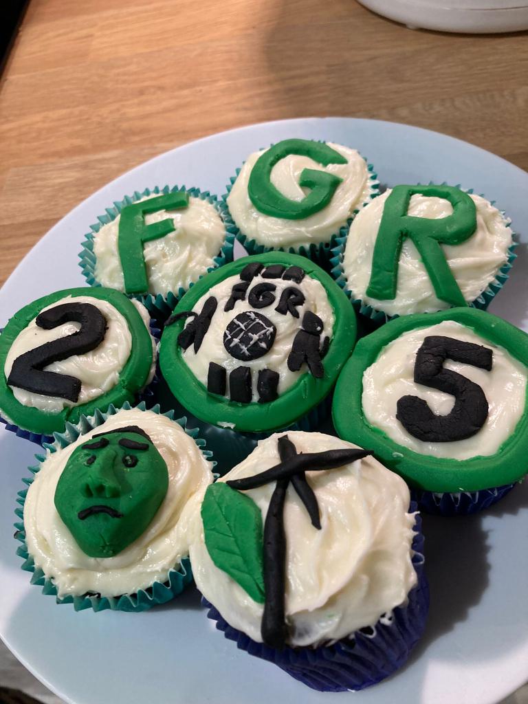 I will bake my 25th follower a cake (I did not bake / receive this cake) #WeAreFGR💚