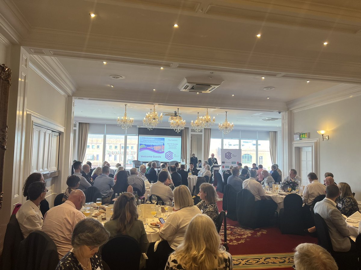 Eoinmpos's tweet photo. Full house @MetropoleCork for the @CBA_cork Business Breakfast Briefing. President @KevinHerlihyCBA getting proceedings underway #CBAbreakfast https://t.co/4WATvcqRow