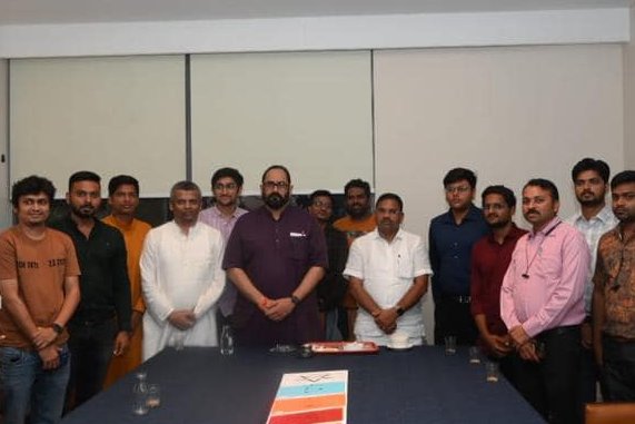 Niketan27Patel's tweet photo. Warm birthday wishes to Union Minister of state 
Shri @Rajeev_GoIji.  May you be blessed with good health and prosperity for the service of the nation.  

Best wishes! https://t.co/YTfugIefAe