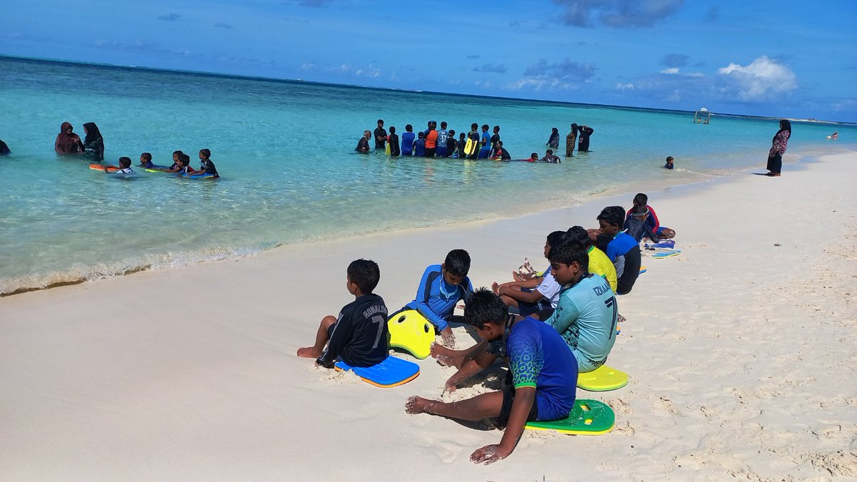 Gulhee_School's tweet photo. School Based Swimming Programm 2023
Held from 17 May 2023 to 30 May 2023

Special Appreciation to Maldives Police Service، K. Gulhee Council ، K. Gulhee Health Centre، School Staff and Parents for their valubale contributions in completing the Programme successfully. 
@MoEdumv https://t.co/gjINYITPH7
