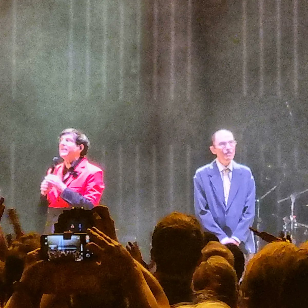 GTancred's tweet photo. Fantastic evening out with Anne to see Sparks in concert at the Royal Albert Hall. Brilliant show from a band that's made 26 albums in 5 decades and still going strong.
#SparksTour2023 @sparksofficial #TheGirlIsCryingInHerLatte https://t.co/2ydnaAO0Gx