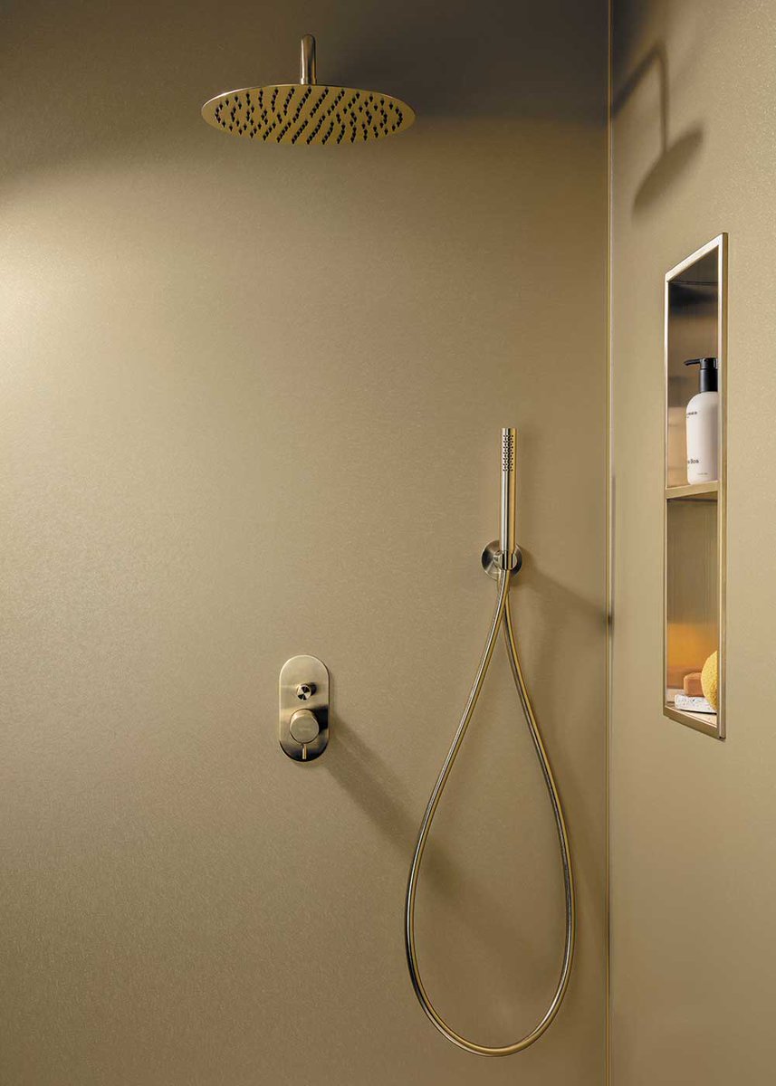 Zorg voor harmonie in de badkamer met de Qisani Flow thermostatische inbouwset 2-weg ovaal Gold en AluSplash wandpaneel in de kleur Eclipse. Ga voor meer informatie naar de website. hubs.ly/Q01PSkLJ0

#badkamerinspiratie
#badkamerdesign
#Alusplash
#DekkerZevenhuizen