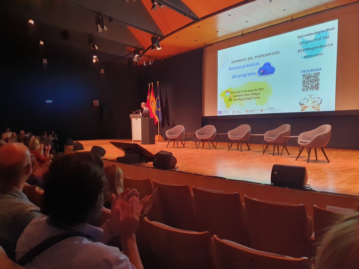 Comenzamos esta gran jornada #jornadasDigitalProf <a href="/DigitalProf_RM/">#DigitalProf</a> organizada por <a href="/CPRRegionMurcia/">CPR Región de Murcia</a> <a href="/Educarm/">Educarm</a> con la esperanza de ponernos al día sobre Buenas Prácticas del Programa #Digitalprof