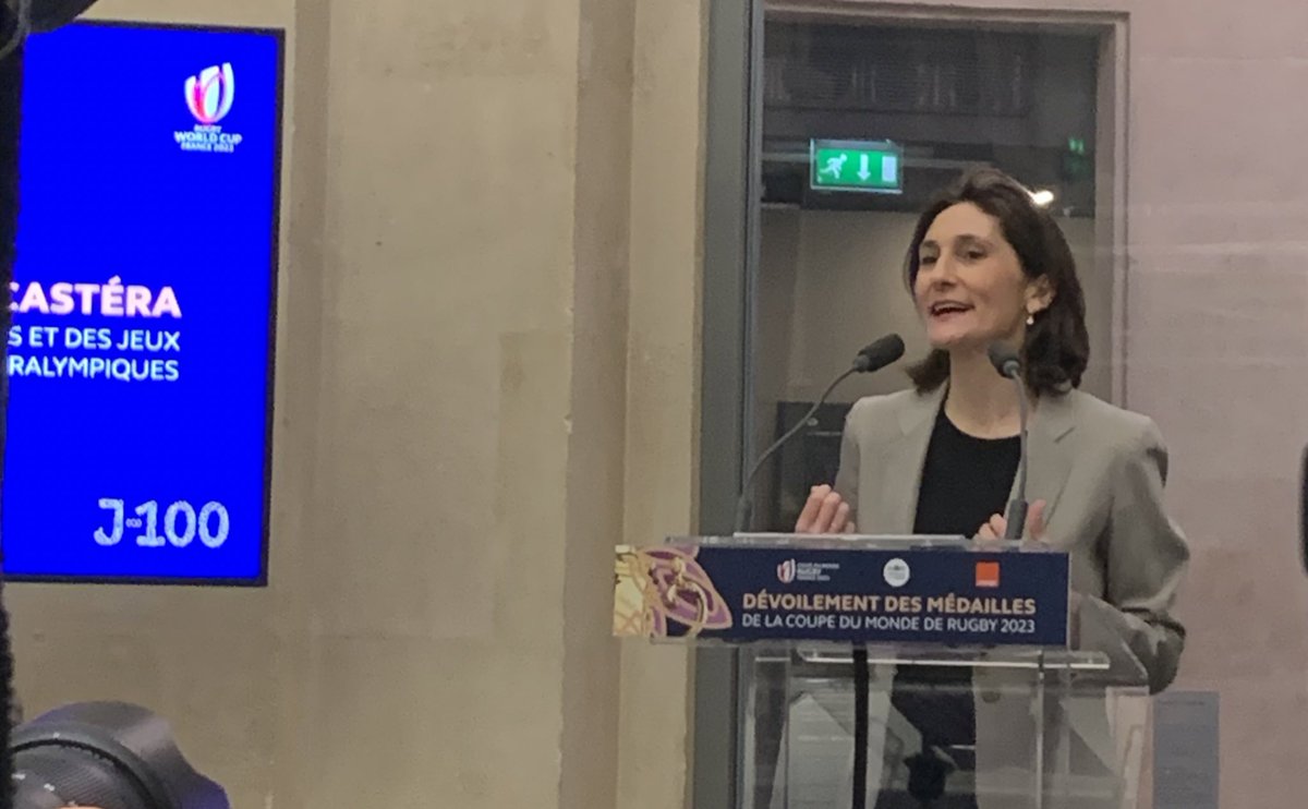 sophie2705's tweet photo. J-100 avant la coupe du monde de rugby @France2023 , @orange dévoile les futures médailles des champions, réalisées grâce aux 206 000 téléphones mobiles collectés. #programmeRe 📱➡️🥇👏🏻 https://t.co/lwVY7t5O4k