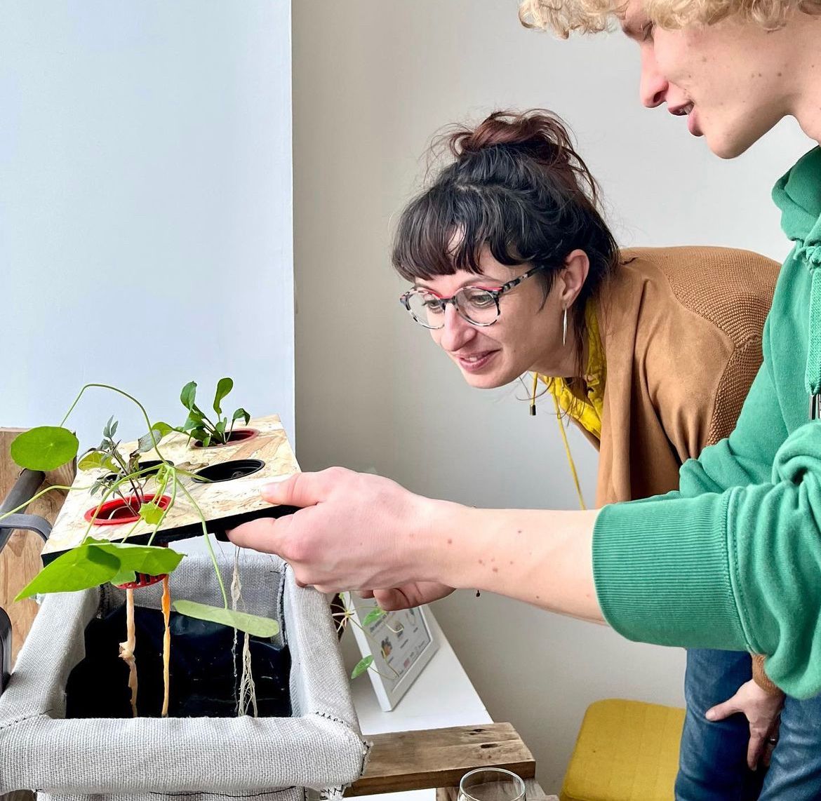 <a href="/SVilogia/">Station V by Vilogia</a> vous invite à la conférence Ville nourricière : accessible à tous ? avec :

→ Jean-François Legrand, <a href="/MetropoleLille/">Métropole Européenne de Lille</a>
→ Frederic MARCHAND, Sénateur du Nord
→ Didier Decoupigny, <a href="/ADULM59/">ADULM</a> 
→ Philippe Rémignon, <a href="/VilogiaGroupe/">Vilogia</a> 

Animée par Claire Nioncel, <a href="/AgriCityInfo/">Agri-City.Info</a>