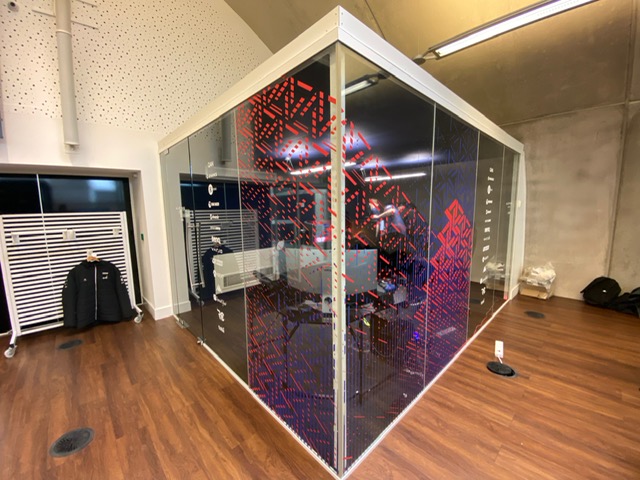 wordcrafts_'s tweet photo. Meeting room graphics. White ink, CMYK onto optically clear vinyl 😎🔥🤙
#opticallyclear #vinyl #graphics https://t.co/8nhYEFtIxU