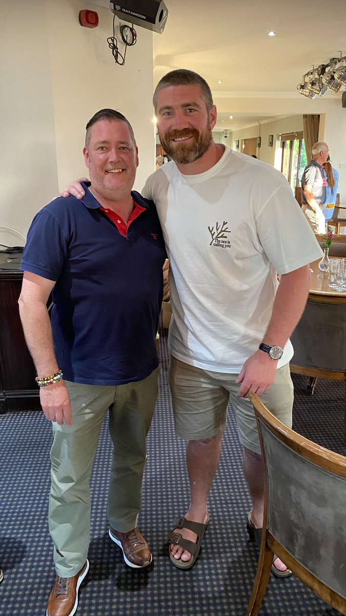 AAAPest's tweet image. Thanks again for a great day @kylejamor87 at your testimonial Golf day and keeping us refreshed in the heat 🌞🤪 @AAAPest proud to have been sponsors of Tee 3 🤝 #RLLegend #testimonial #Golfday