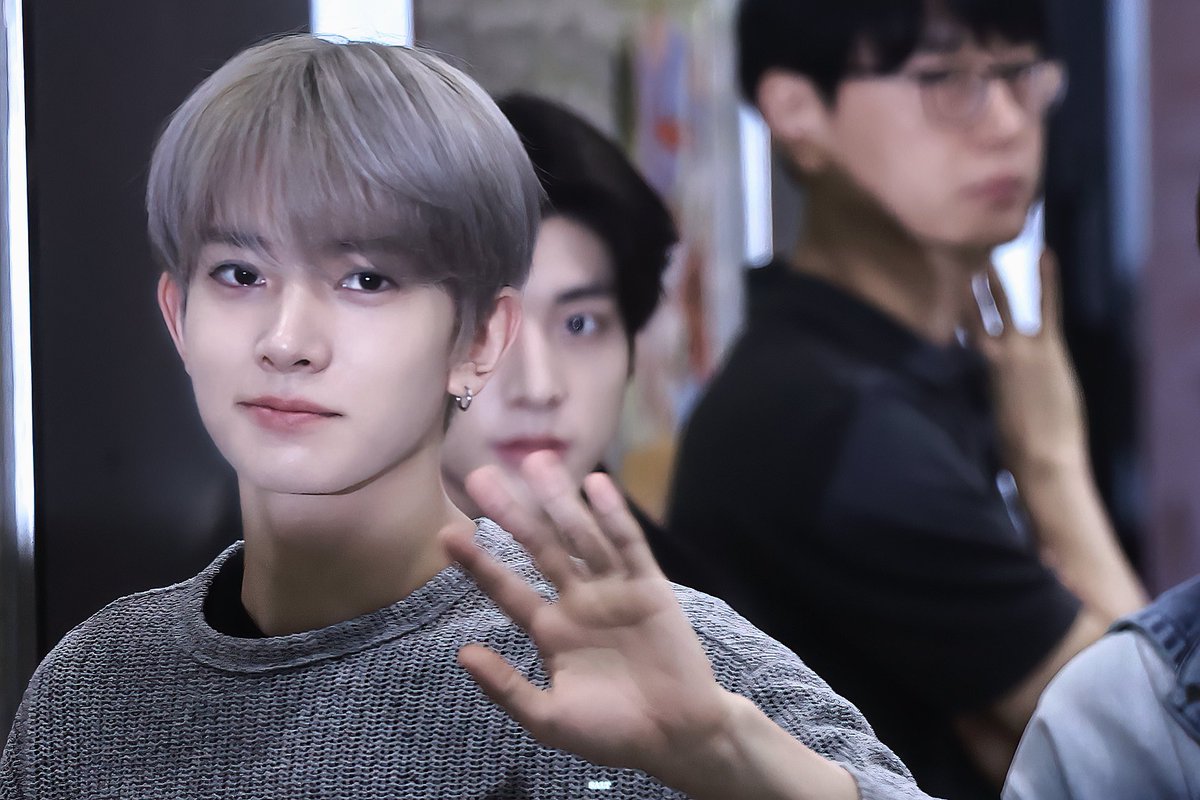 SaltCcsh's tweet photo. 230531 📻
#희승 #HEESEUNG   #엔하이픈 #ENHYPEN https://t.co/RWs6HPmcxV