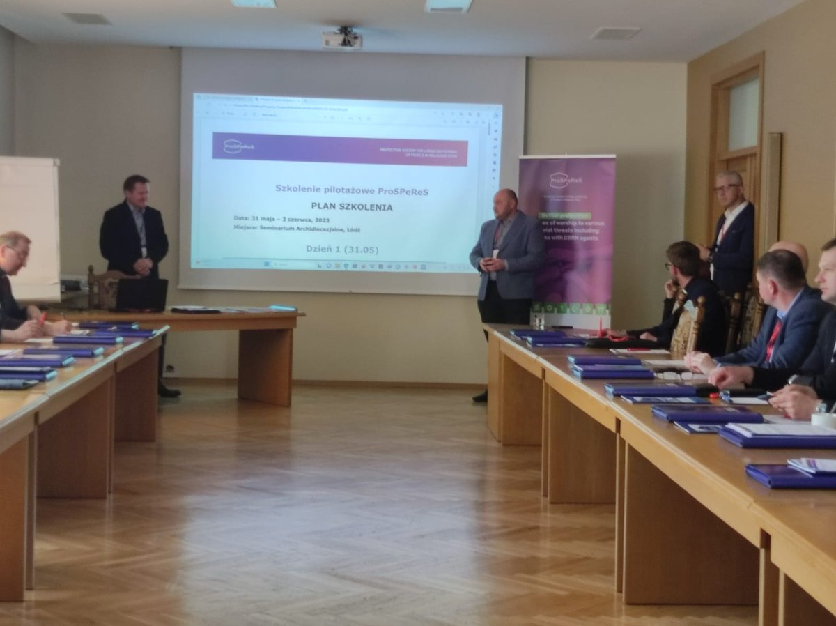 ProSPeReS1's tweet image. Pilot training of the ProSPeReS project has begun. From May 31, 2023 - June 2, 2023, a training course is being held at the Seminary of the Archdiocese of Lodz, which will present the solutions developed in the field of improving the security of the faithful.