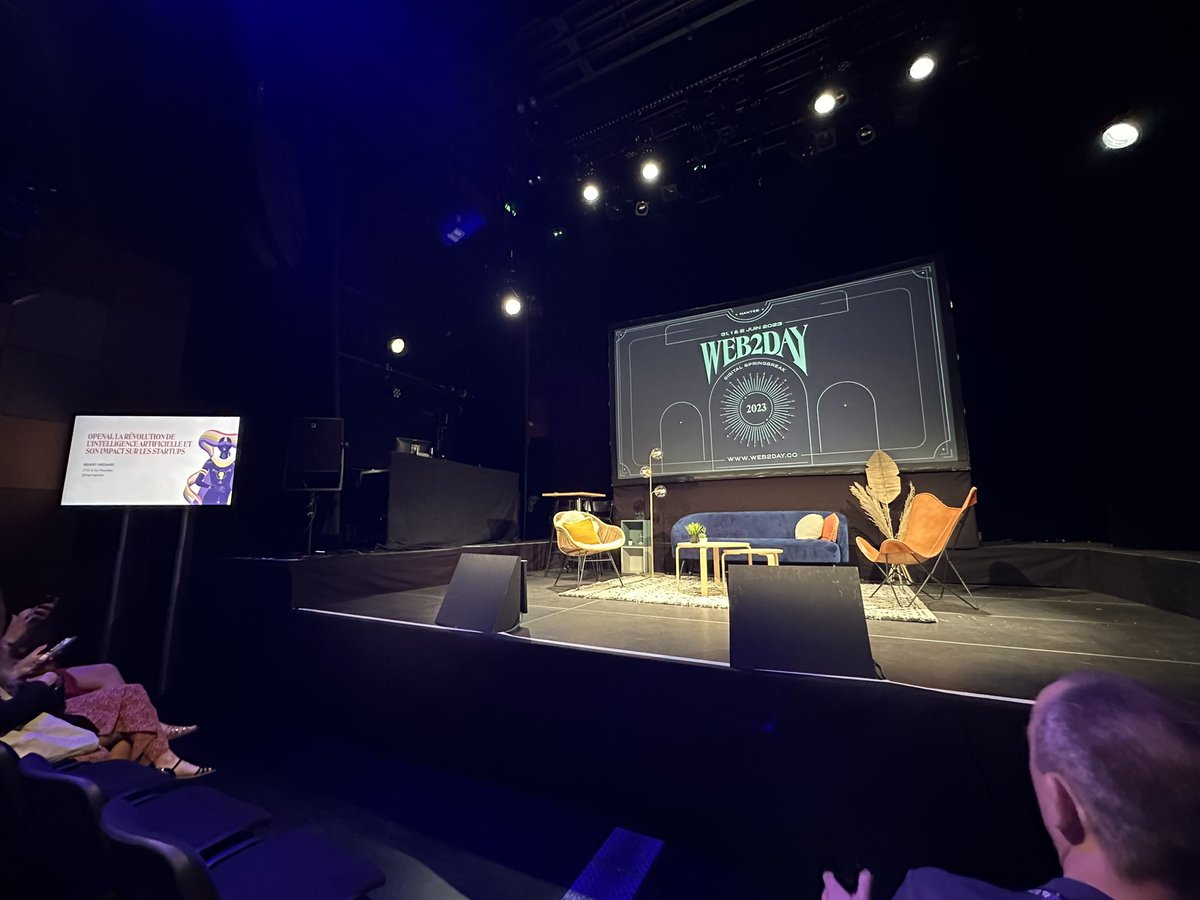 C’est parti pour 3 jours de conférences et de rencontres sur les tendances phares du #numerique
Cool d’être accueilli par les 3 mats en plus de l’habituel éléphant pour ce #web2day 2023 

<a href="/web2day/">Web2day</a> <a href="/EMOTIC/">EMOTIC</a>