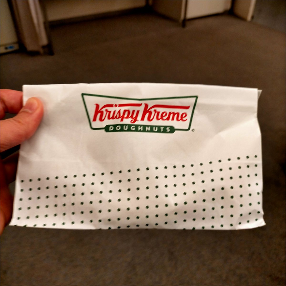 先日、７月に上演されるピーターパンカンパニーからドーナッツの差し入れをいただきました！
ありがとうございます！
#ファインディングネバーランド
#ピーターパン