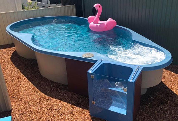 pool_kits's tweet image. Make a #summer splash with a pool from Complete #Fibreglass #PoolKits. Our pool shells are perfect for any big or small backyard space. hubs.la/Q01RGZYh0  #diypools #poolinstallation #fibreglasspools #diypool