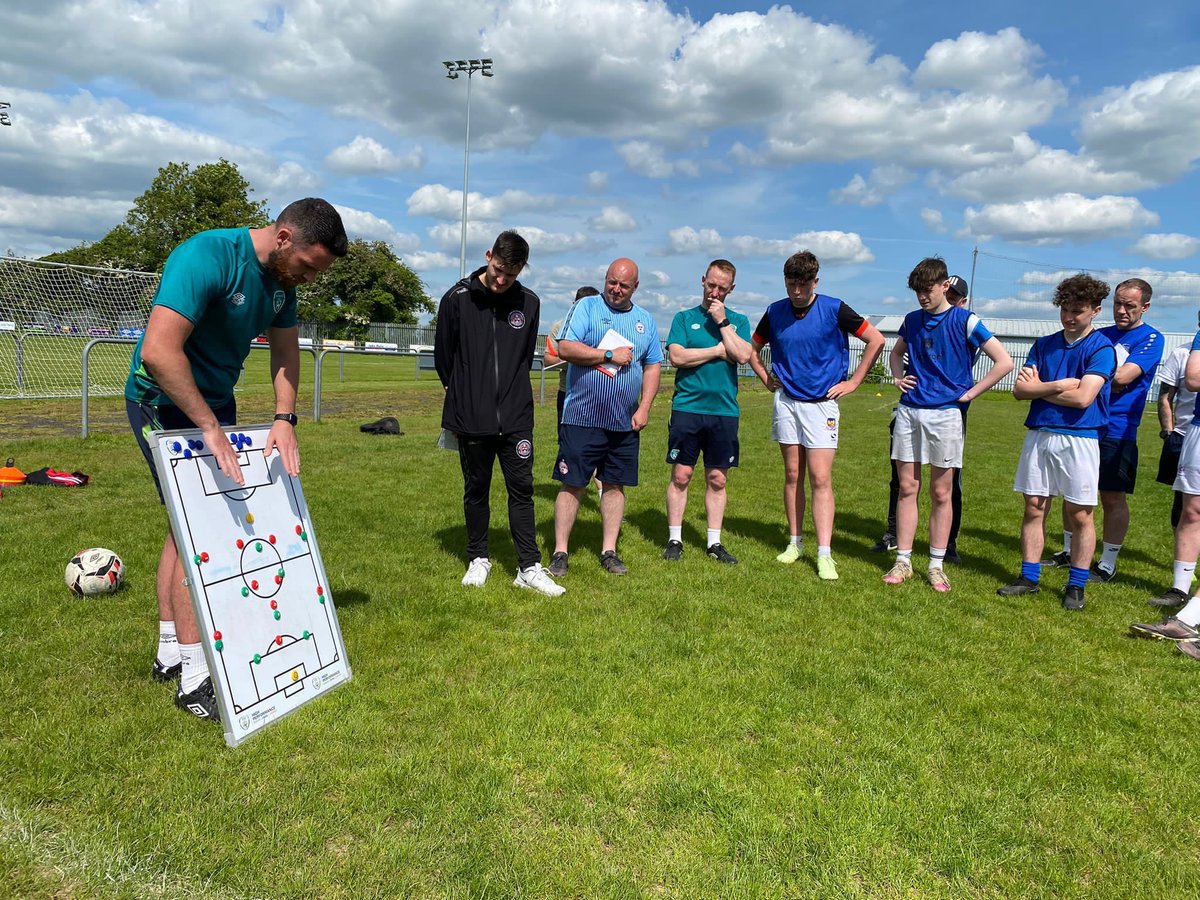 FAICoachDev's tweet image. Insight into the UEFA C that took place in @TullamoreTownFC last weekend🙌

Block One✅

Well done to all involved👏⚽️

#RealityBasedLearning
#Lifelonglearning