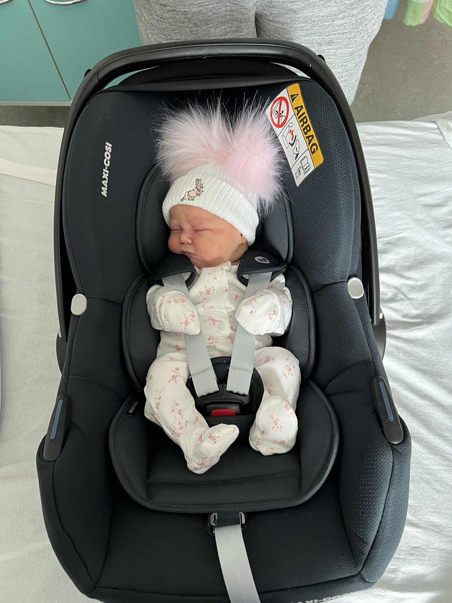 BPSMissAnderson's tweet photo. Our beautiful baby girl. 

✨ Millie McGhie ✨
           26.05.23

@beanxnursery https://t.co/f1bqh60OGE