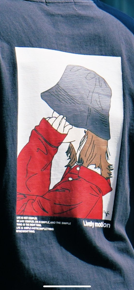 Orange015510's tweet photo. このTシャツ、みょんっぽくて即購入！
雰囲気あるくない？
@aimyonGtter https://t.co/NjXmnsdG6i