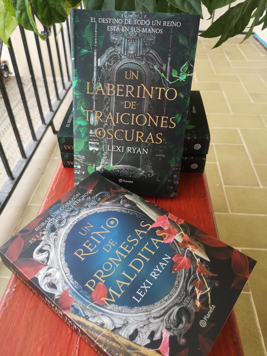 NormaEstrella's tweet photo. Ya a la venta y completa la bilogía de Lexi Ryan. Si la primera me gustó, esta me ha gustado aún más. 💚
#UnLaberintoDeTraicionesOscuras
#LexiRyan https://t.co/hGrR6c97hz