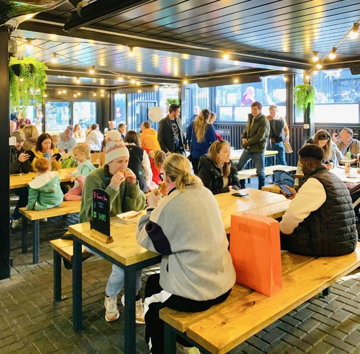 Calling All Vintage Lovers! Join Us for the Barry Vintage Market this Sunday! 🛍️🎉Sunday 4 June - 10 - 4 PM - Location: <a href="/Goodshedsbarry/">Goodsheds</a> - Free Entry - Pet Friendly - Curated Mix of Sustainable, Vintage, Indie Stalls, Street Food, Live DJ, Drinks! See you there!