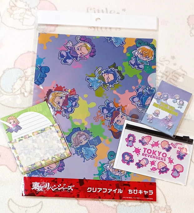 ダ○ソー行ったらかわいいの売ってた 2枚目はフレークシール
