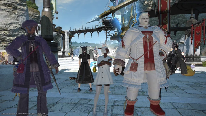 FF14、今回のパッチで増えた装備はやたらとフェチ度が高い気がします。宝の地図でゲットしたパジャマの着こなしを考えてたけどフェチ度が高すぎる!ぐへへへへ!(邪悪な微笑み)ララフェルさんたちは完全に着こなしててやっぱりズルい! #PS5Share, #ファイナルファンタジーXIV