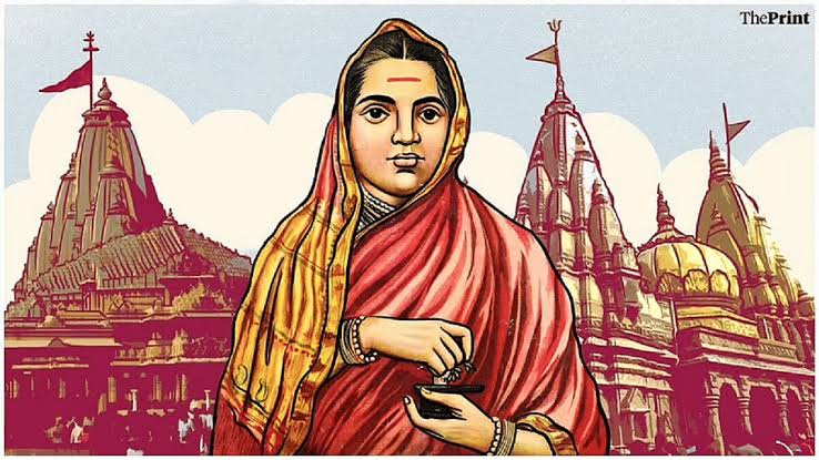 Sadar charan sparsh into the feet of the warrior woman of India who reestablished the purity of India by reestablishing the temples of Sanatan heritage which were destroyed by Mughal Animals.

🙏🙏🙏 to Maa Ahilyabai Holkar ji