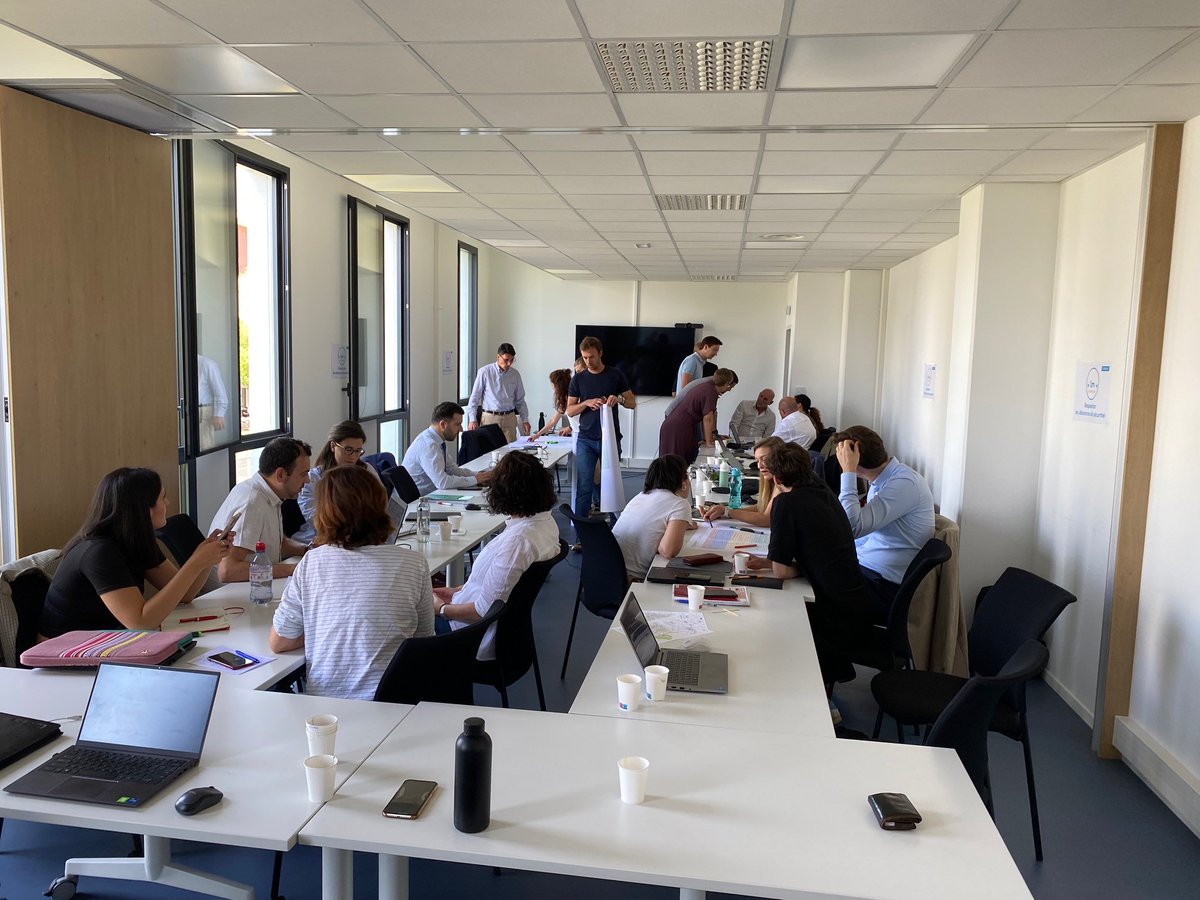 BuildUPspeed_EU's tweet photo. 🇪🇺 Greetings from the second consortium meeting of BuildUPspeed in beautiful Bordeaux! 🍷  After a productive round of general updates, we are now diving into the  first working session about the market readiness of industrialized  solutions.

#EU #LIFE #Bordeaux https://t.co/mKM2m2x5a4