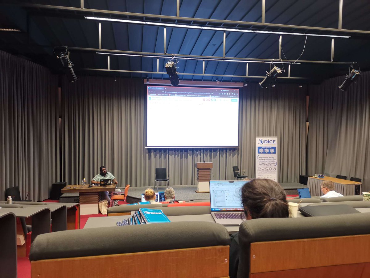 📌Day 2 of the #DICEDatathon is kicking off with an interactive hands-on session!🚀Our participants are diving deep into the world of #DataProtection👩‍💻, collaboratively identifying🎯potential risks in #datamanagement of sensitive #data for a children-centric #research🔬project.