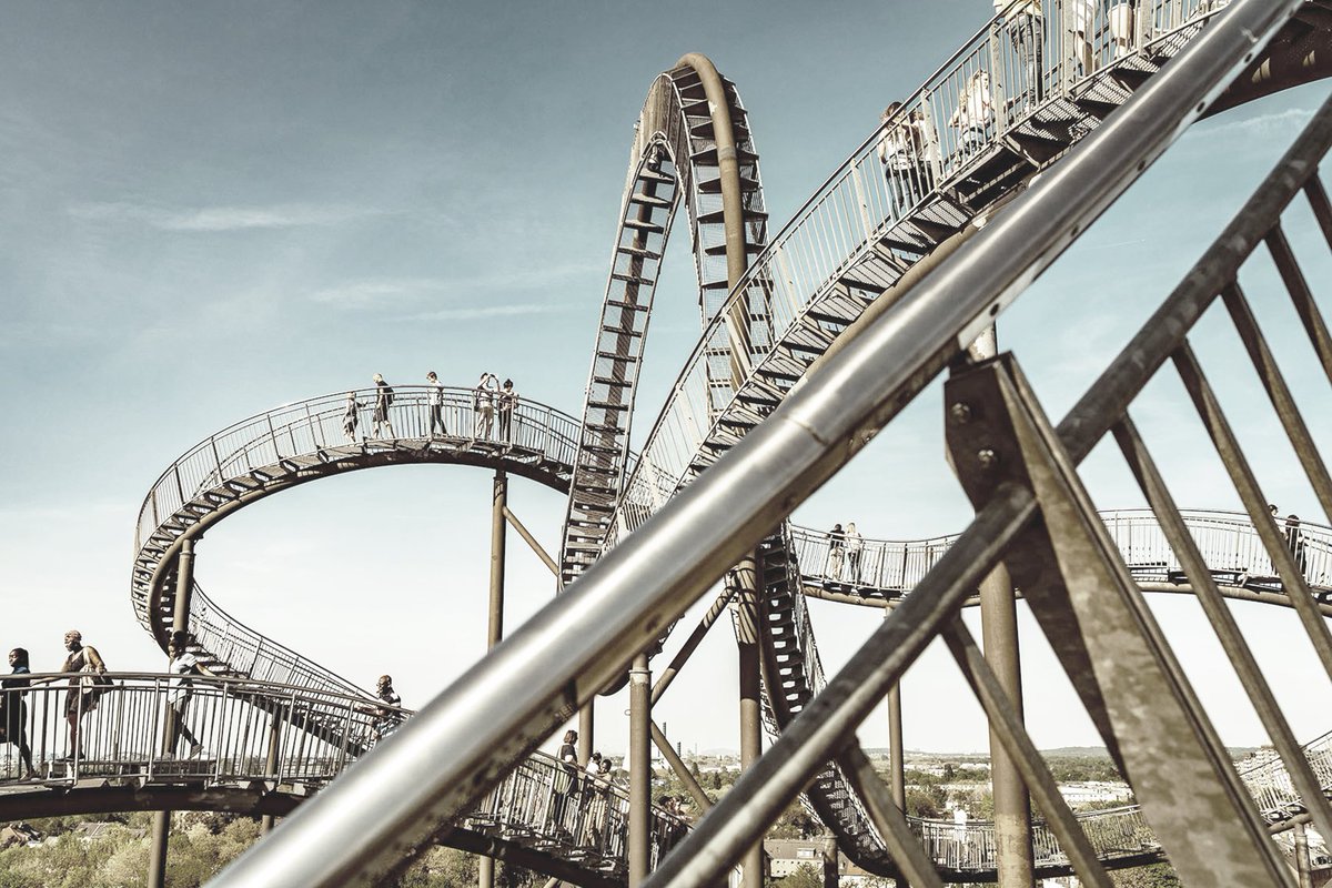 [#Lesaviezvous] Inauguré en avril 2015, le <a href="/CtrMichelSerres/">Centre Michel Serres</a> est un centre de formation qui prône les valeurs de l'interdisciplinarité, de la créativité et de l'innovation pour relever les défis contemporains et sociétaux.
Pour en savoir plus 👉 lc.cx/F4F3_s