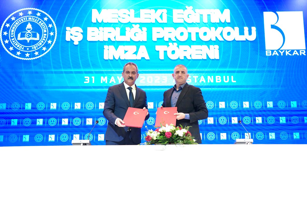 Bugün <a href="/BaykarTech/">BAYKAR</a> ve @TCMeb arasında Baykar Milli Teknoloji Mesleki ve Teknik Anadolu Lisesi'nin kurulmasına yönelik protokolü Milli Eğitim Bakanımız Sayın Mahmut Özer'in katılımıyla imzaladık.

İstanbul'da savunma, havacılık ve uzay alanında ilk kez açılan Baykar Milli Teknoloji