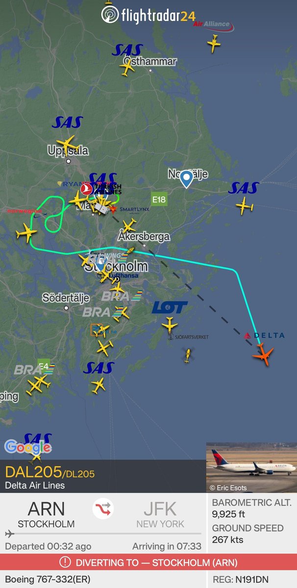 flightradar24's tweet photo. Delta Air Lines flight #DL205 from Stockholm to New York is holding after take off from Arlanda. The reason is currently unknown. https://t.co/dHLXW6bzoY https://t.co/7Q0e4757Ib