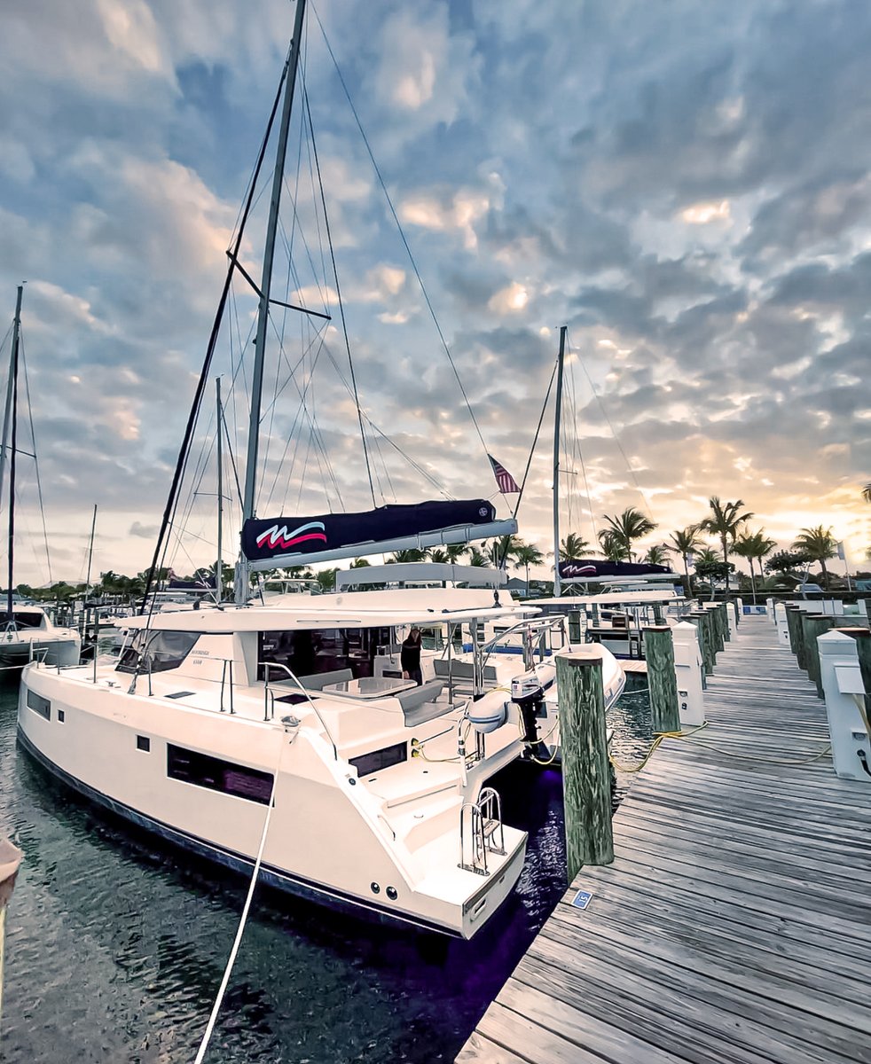 Early morning start for a day of adventuring from Palm Cay Marina! For boat tours, excursions and yacht hire contact lifestyle@palmcay.com or marina@palmcay.com