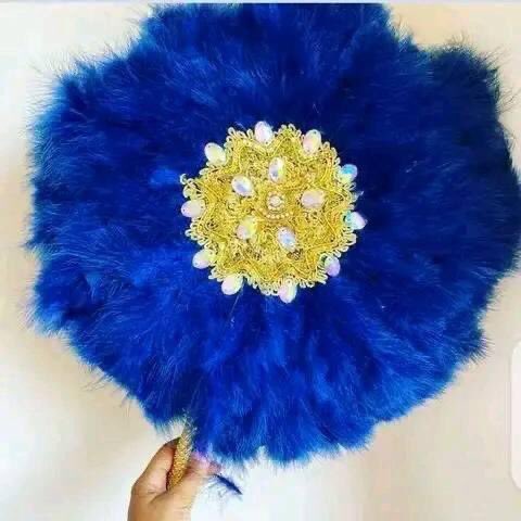 ChinenyeAbigai4's tweet image. The most colorful traditional wedding comes with the best handfans 🔥🔥

#bride #bridetobe #handfans #traditional #weddingideas #wedding #WeddingInspo #weddingseason #weddingparty #weddings