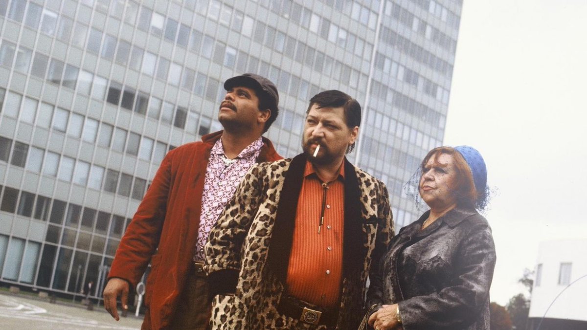 bitter69uk's tweet photo. 1/ Born on this day: inspired, despairing and uncompromising German director Rainer Werner Fassbinder (31 May 1945 – 10 June 1982). All these decades later, his best films still sting like a slap across the face! #RWFassbinder #RainerWernerFassbinder #NewGermanCinema #artcinema https://t.co/hodL3JIUZR