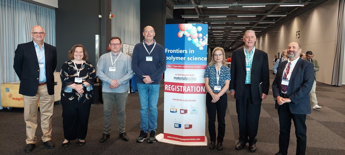 Today we were able to catch all three winners of the Andrew Keller Award for the best European paper in POLYMER for a photo. Congratulations again! 💐🍾
#FrontiersPoly2023